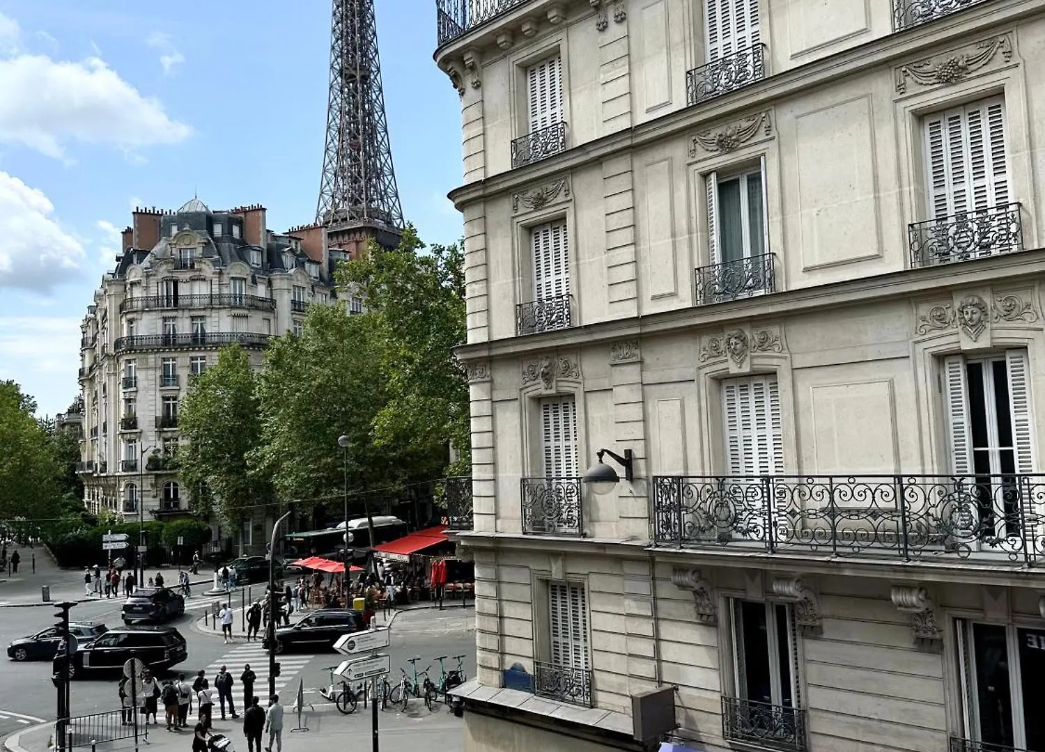 Charming With Eiffel Tower View * Paris