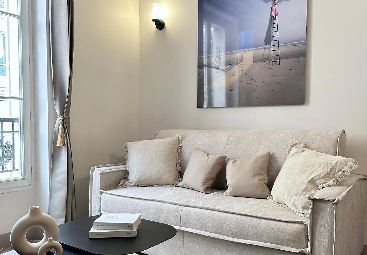 Charming With Eiffel Tower View
